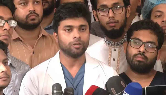সারা দেশে ‘কমপ্লিট শাটডাউন’ ঘোষণা চিকিৎসকদের