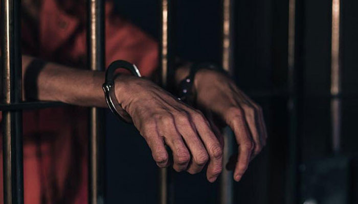 খানসামায় স্কুল ছাত্রীকে শ্লীলতাহানির অপরাধে যুবকের কারাদণ্ড