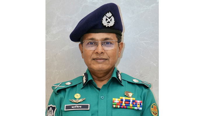 দাড়ি-টুপিওয়ালা কর্মকর্তাদের সহ্য করতে পারতেন না ডিএমপি কমিশনার হাবিব