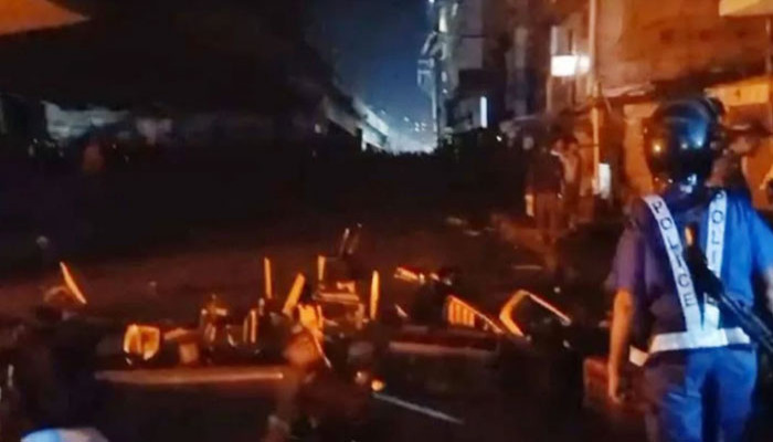 টাঙ্গাইলে কারখানা দখল ও আধিপত্য বিস্তার নিয়ে বিএনপির দুই গ্রুপের সংঘর্ষ