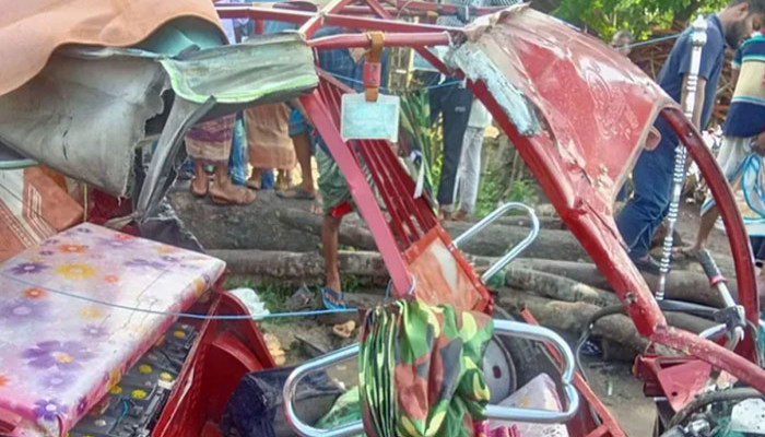 বাগেরহাটে সড়ক দুর্ঘটনায় ৪ জনের মৃত্যু