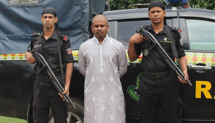 ৩ দিনের রিমান্ডে আন্দোলকারীদের মরদেহ পোড়ানো আরাফাত
