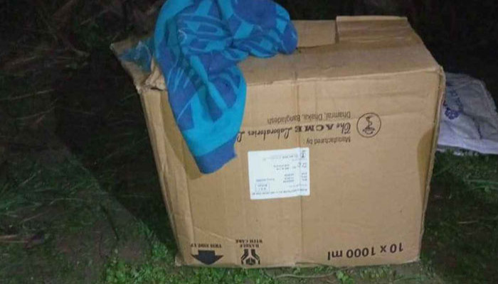 কার্টনে মিলল ২ নবজাতকের মরদেহ