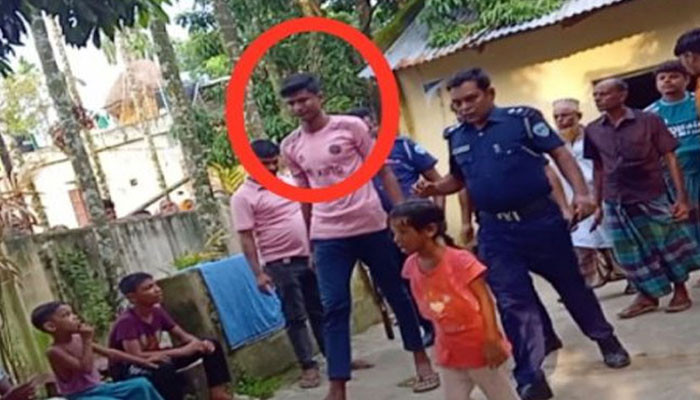 বাঁশখালীতে বখাটের ব্ল্যাকমেইলে ভাঙল বিয়ে, বিষপানে কনের জীবন সংকটে