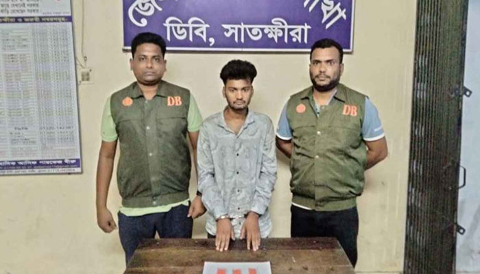 সাতক্ষীরা ইয়াবাসহ যুবক গ্রেফতার
