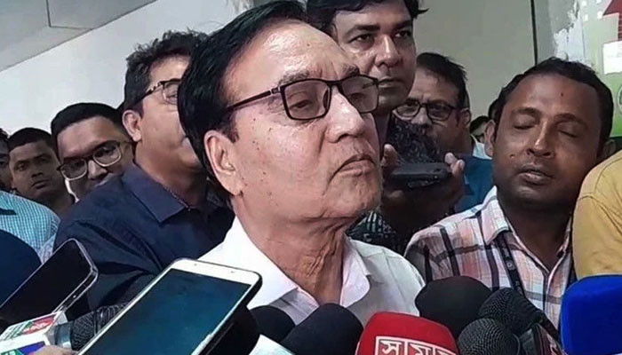 ‘লেনদেনের খবর অসত্য, আমি স্যামস্যাং ফোন ব্যবহার করি’