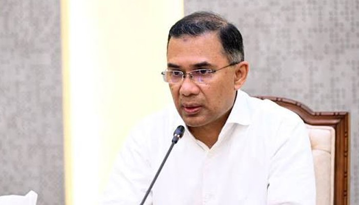 দল নয়, দেশের জন্য কাজ করুন : সাংবাদিকদের প্রধানমন্ত্রী