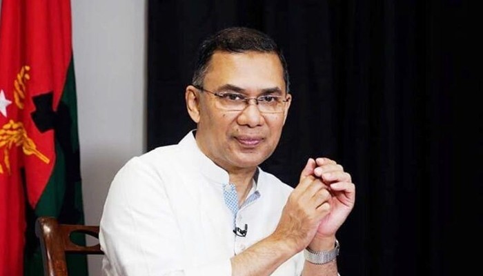 'দেশকে এগিয়ে নিতে ১৮ ঘণ্টা কাজ করে দৃষ্টান্ত স্থাপন করেছেন প্রধানমন্ত্রী'