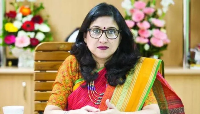 জুলাইবিরোধী অবস্থান: ঢাবির ৬ অধ্যাপককে অব্যাহতি, সাদেকা হালিমকে বরখাস্ত