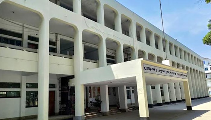 চাঁদপুরে একযোগে ৩১ ইউপি প্রশাসনিক কর্মকর্তা বদলি