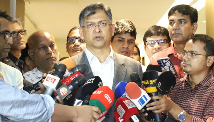 বিগত ১৮০ দিনে আইনশৃঙ্খলা পরিস্থিতির দৃশ্যমান উন্নতি হয়েছে: স্বরাষ্ট্রমন্ত্রী