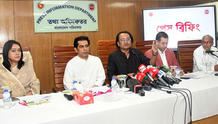 দেশে সারের সংকট নেই, পর্যাপ্ত মজুত আছে: তথ্য উপদেষ্টা