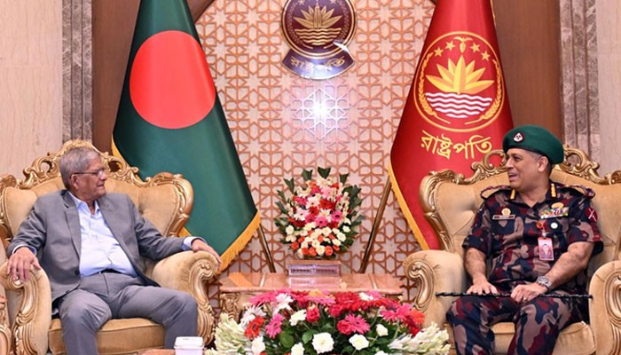 চোরাচালান, মাদক ও সীমান্ত হত্যা বন্ধে কার্যকর ব্যবস্থা নিতে বিজিবির প্রতি রাষ্ট্রপতির আহ্বান