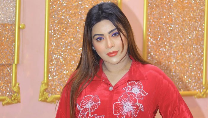 শাকিব খান নয়, অবশেষে যাকে বিয়ে করেছেন মিষ্টি জান্নাত