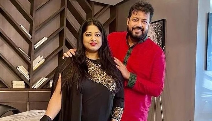 স্বামী-স্ত্রী দেশে থাকতেই পারেন: ওমর সানী