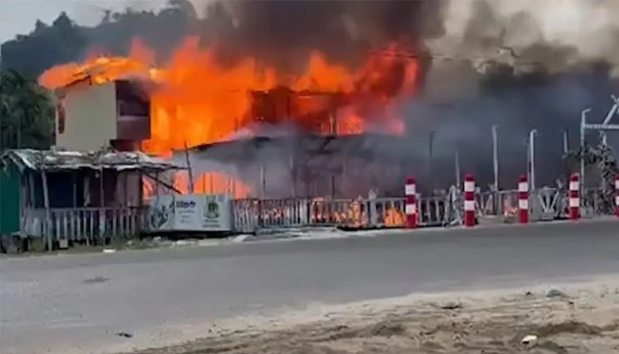 ইনানীতে রিসোর্টে আগুনে নিহতের সংখ্যা বেড়ে ১০