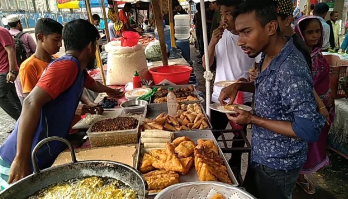 ফুটপাতে খাবারের দোকান দিতেও লাগবে লাইসেন্স