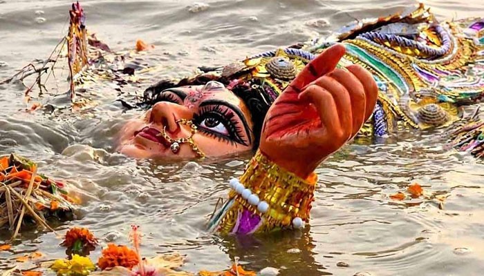 বিসর্জনের মধ্য দিয়ে শেষ হলো শারদীয় দুর্গোৎসব