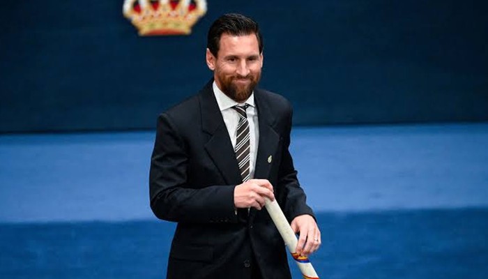 মেসিকে রাজকীয় সংবর্ধনা দিল স্পেন