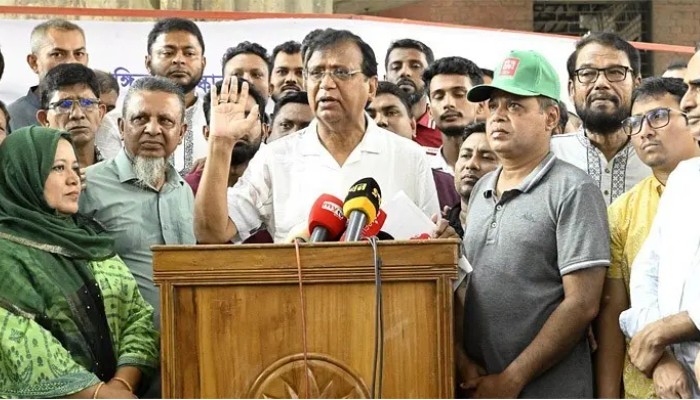 রাস্তা ও ফুটপাত দখল করে দোকান বসালেই মামলা: ডিএসসিসি প্রশাসক