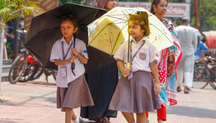 ছুটির পর শিক্ষাপ্রতিষ্ঠান খুলেছে আজ