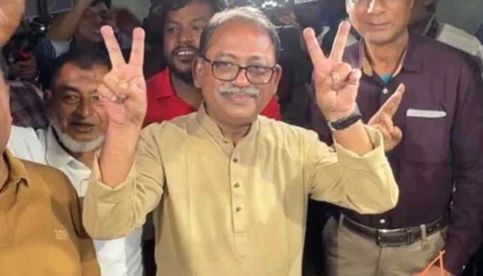 বিএনপির প্রার্থী মির্জা ফয়সল আমিন বেসরকারিভাবে বিজয়ী